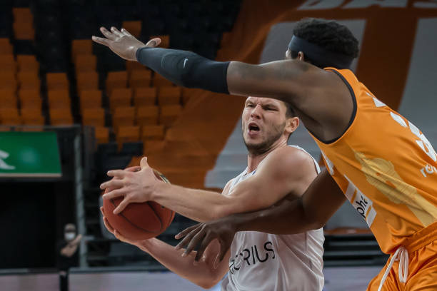 这对于年轻 这对于年轻