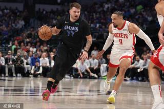 赛前热身的 赛前热身的